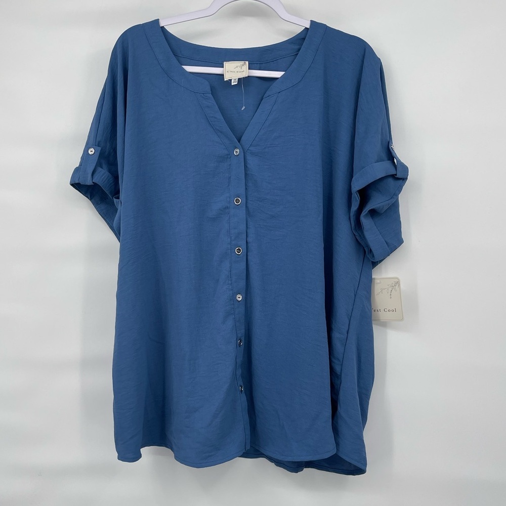 c'est cool nwt blue short sleeve button up flowy blouse